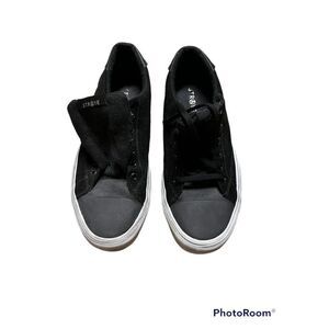 Straye Stanley Dixon  